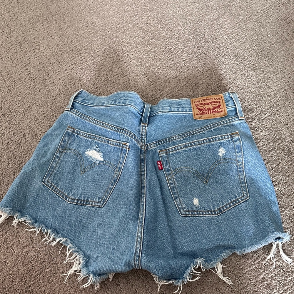 Levi’s 501 distressed denim shorts - light to medium wash - size w30